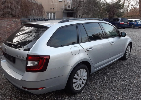 Skoda Octavia cena 47500 przebieg: 169000, rok produkcji 2019 z Lublin małe 301